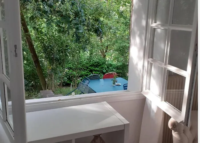 Bed and breakfast Mendiska 3*